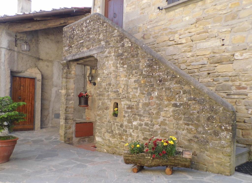 Casa Vacanze Podere Ugolini Ronta ภายนอก รูปภาพ